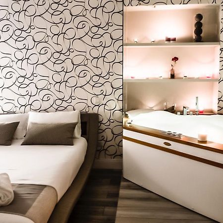 Domus Tacito Luxury Bed & Breakfast Рим Екстериор снимка