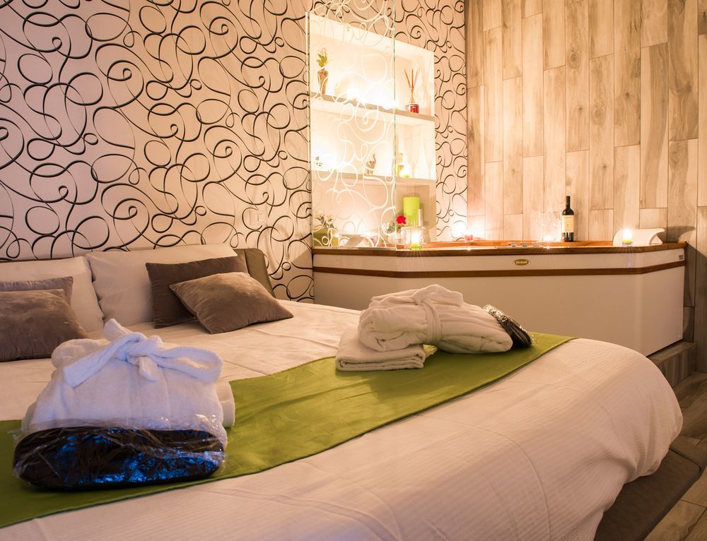 Domus Tacito Luxury Bed & Breakfast Рим Екстериор снимка