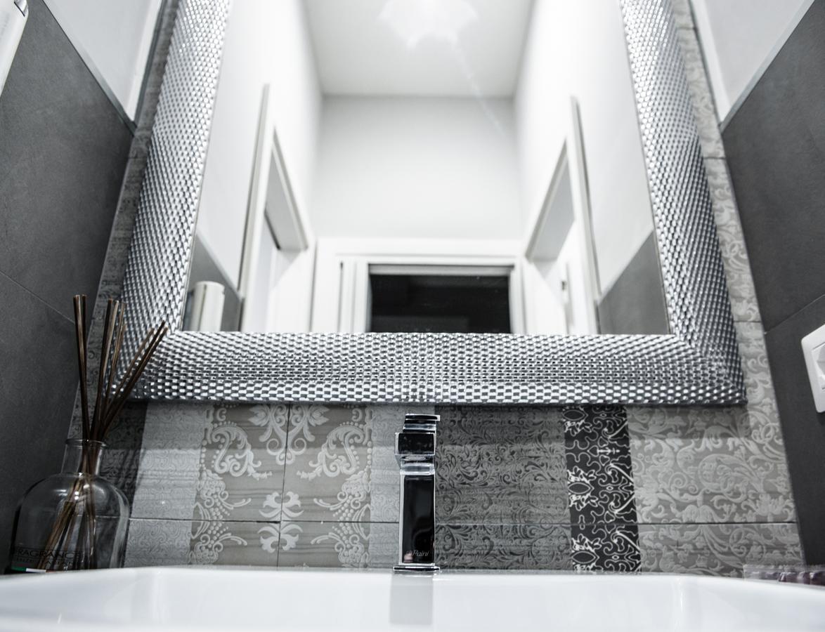 Domus Tacito Luxury Bed & Breakfast Рим Екстериор снимка
